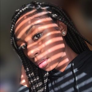 Meet your Posher, Bria